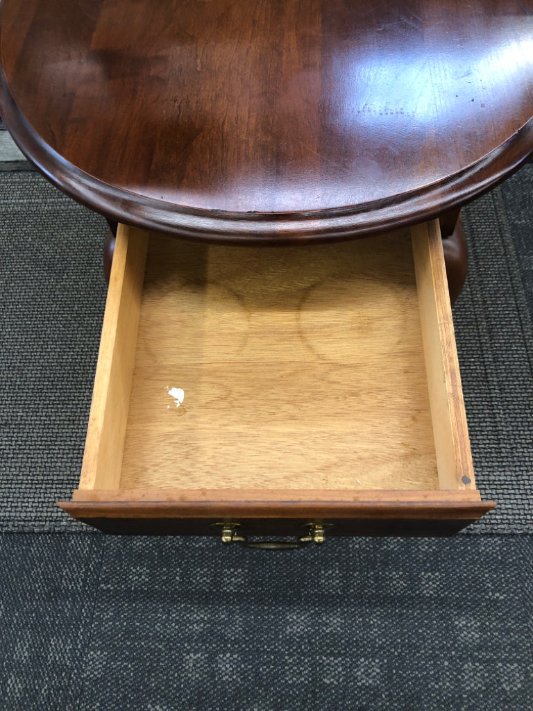 DARK WOOD SIDE TABLE W/ GOLD HARDWARE 1 DRAWER.