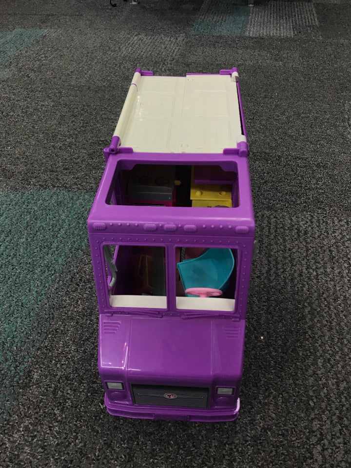 Barbie Fresh 'n Fun Food Truck Playset