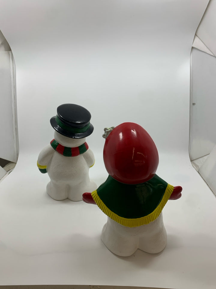2 VTG CERAMIC SNOWMAN/WOMAN STANDING FIGURES.