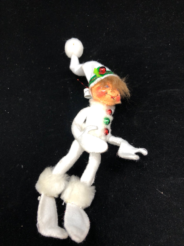 ANNALEE WHITE MINI ELF W/JINGLE BELL DECOR.