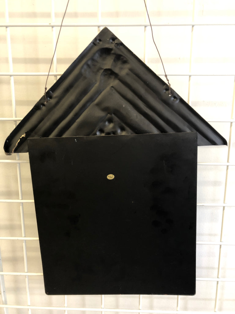 "MANS BEST FRIEND" METAL HOUSE WALL HANGING.