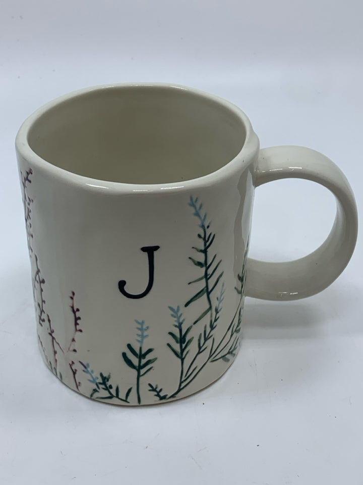 WILDFLOWER EMBOSSED J MUG.