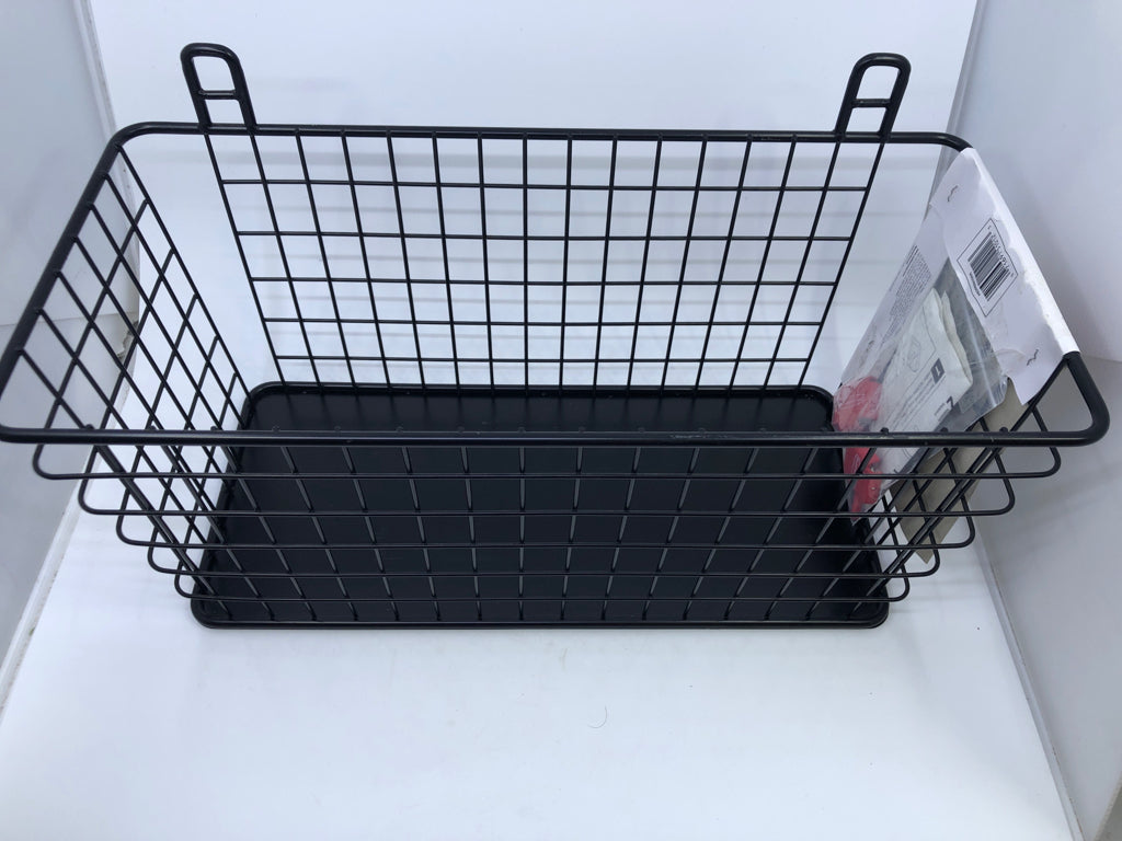 LARGE STORAGE BASKET.