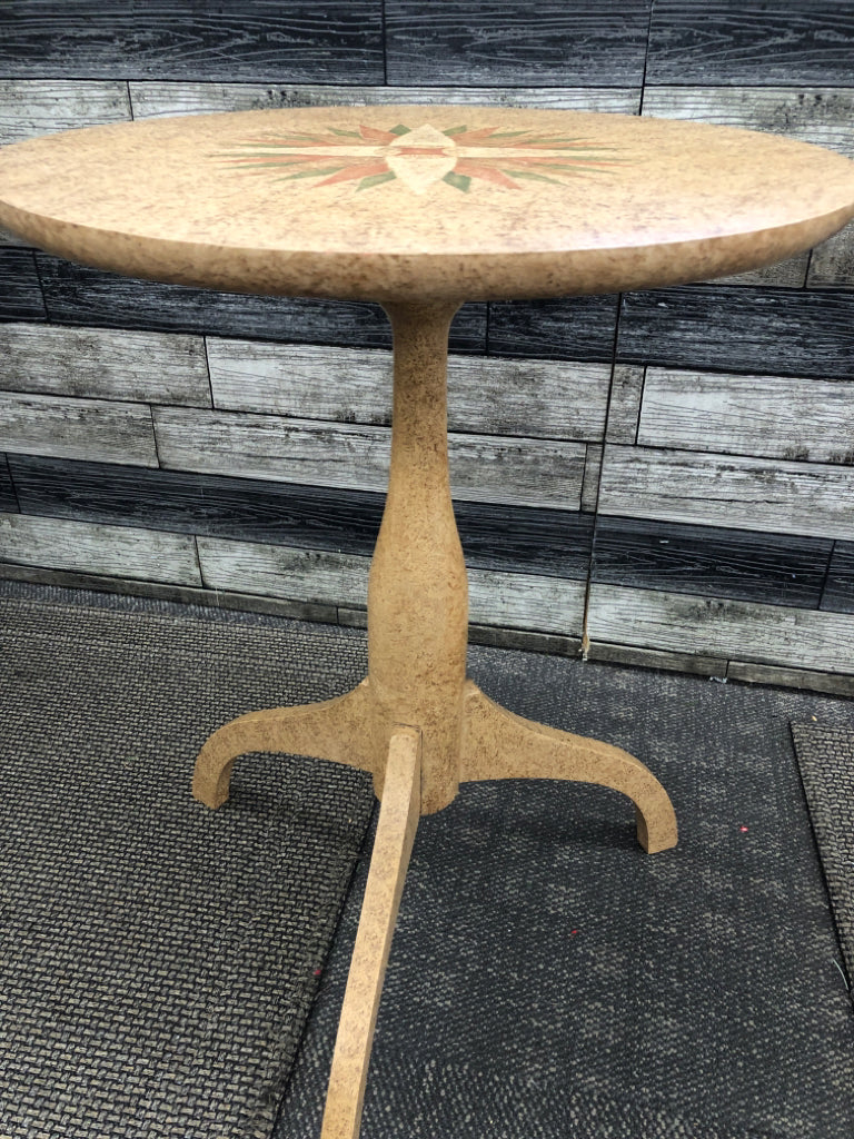 SMALL ROUND VTG TABLE W STAR PATTERN TOP.