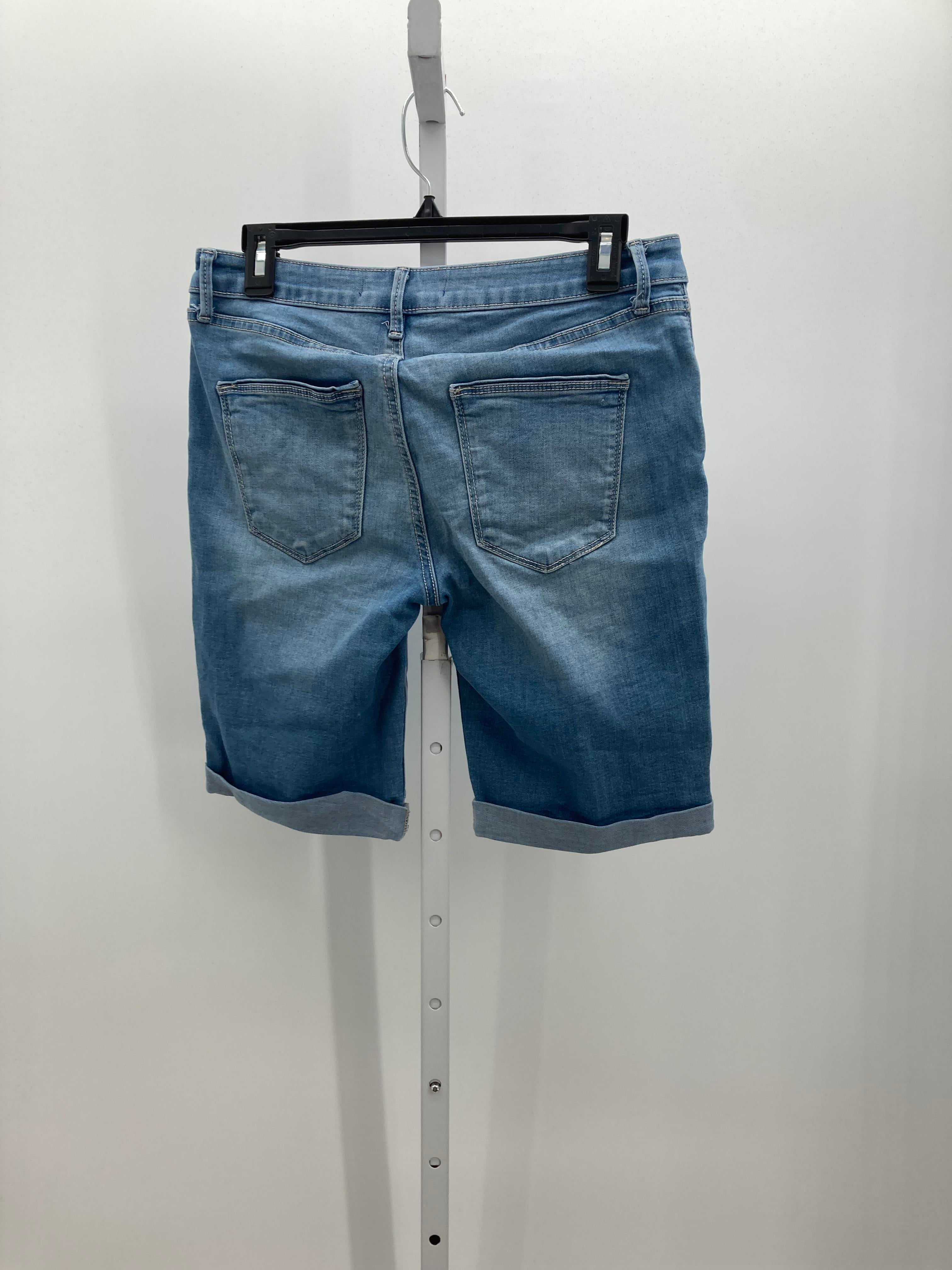 Apt. 9 Size 4 Misses Shorts