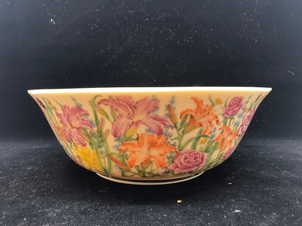 1997 FLOWER BLOSSOM BOWL- SUZANNE CLEE.