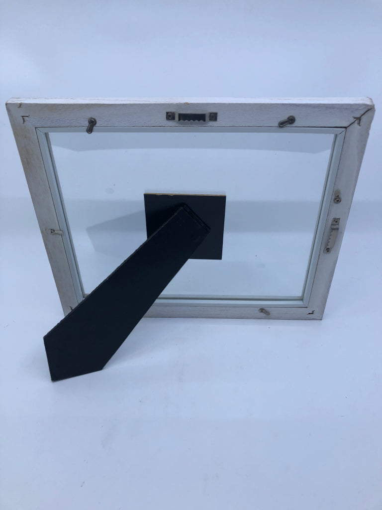 WHITE FRAME W HARDWARE PHOTO FRAME.