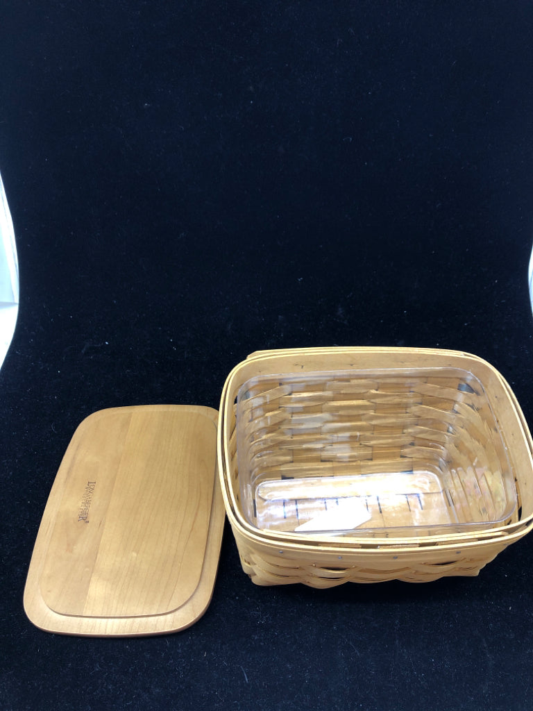 2003 BASKET W WOOD TOP AND PLASTIC LINER.
