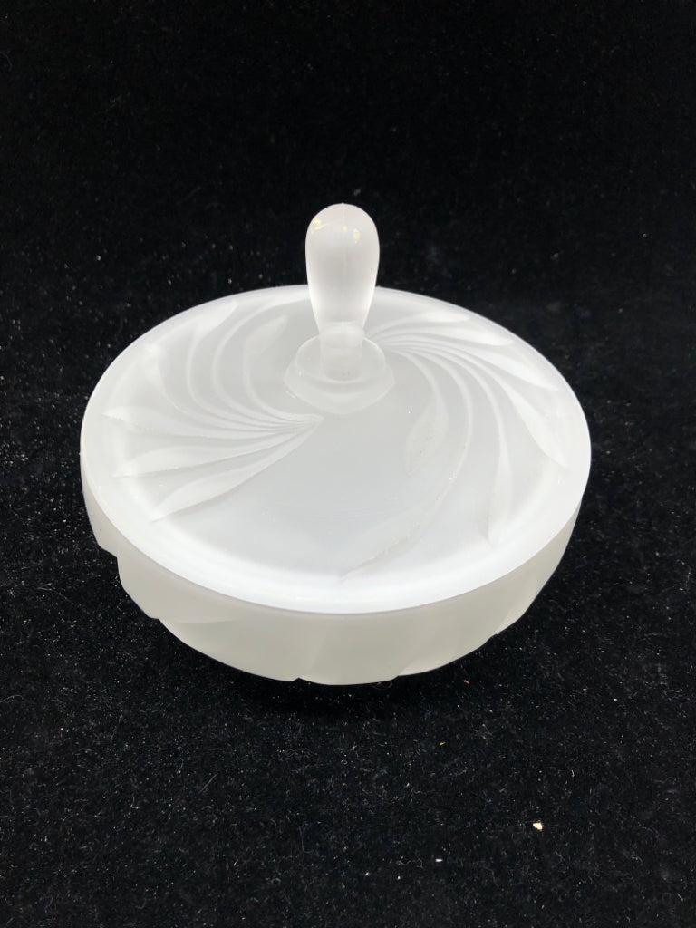 VTG FROSTED CUT GLASS ROUND CANDY DISH W LID.