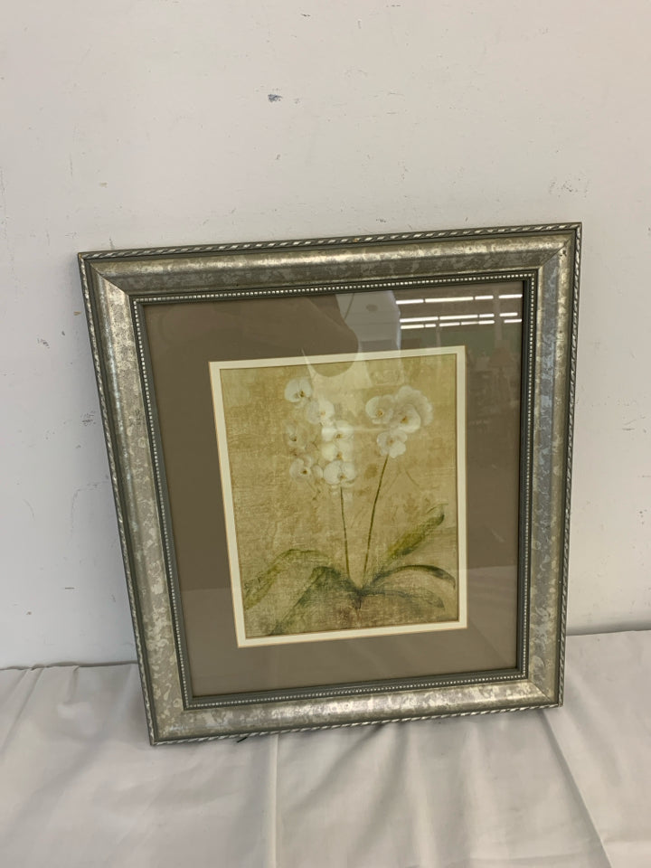 SMALL WHITE ORCHID FLORAL FRAMED PRINT.