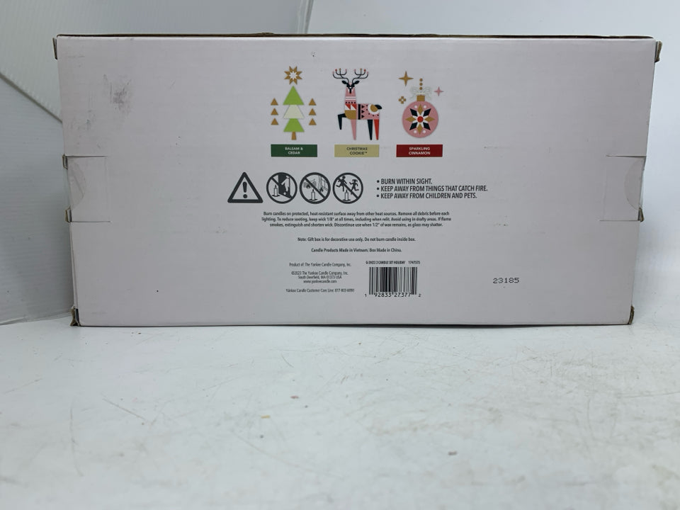 NIB 3 HOLIDAY SCENTED CANDLES YANKEE CANDLE.