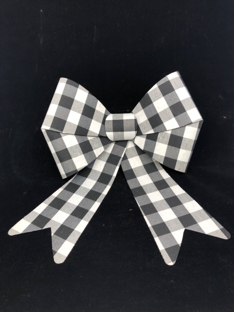 BUFFALO PLAID LARGE BOW.