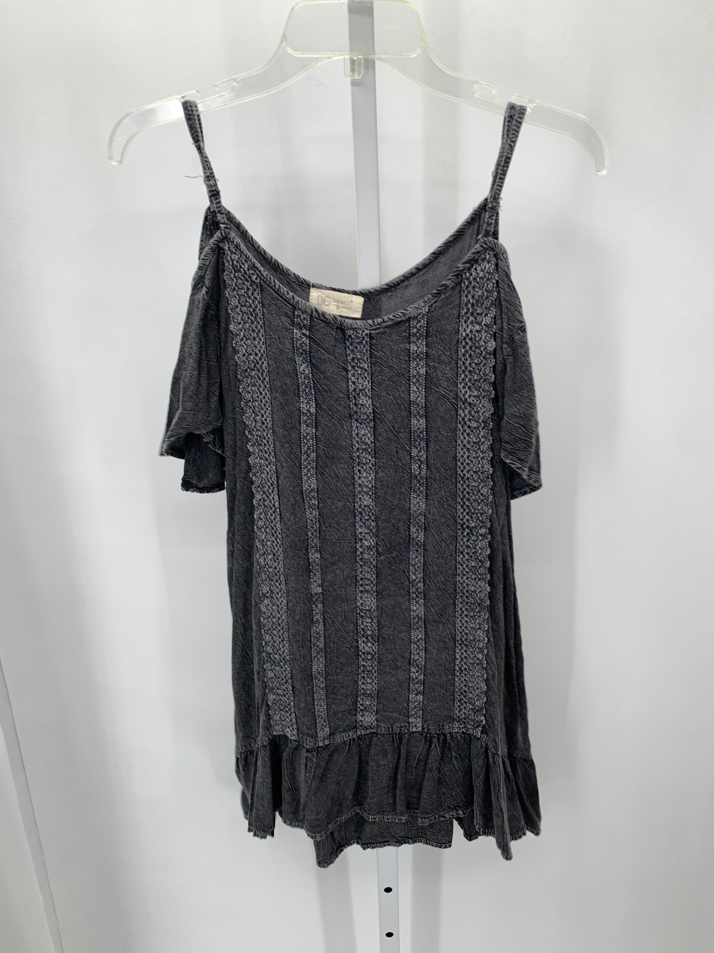 Size Large Juniors Short Sleeve Dress