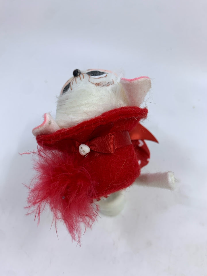 ANALEE MOUSE IN RED DRESS W/ROSE.
