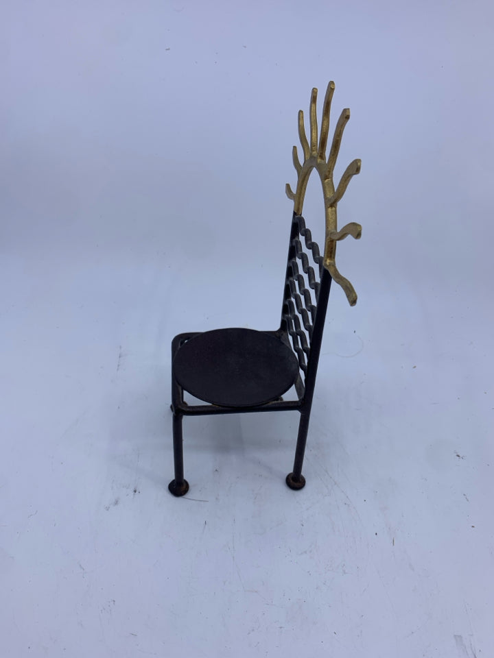 METAL CHAIR PILLAR CANDLE HOLDER W/ SUN TOP.