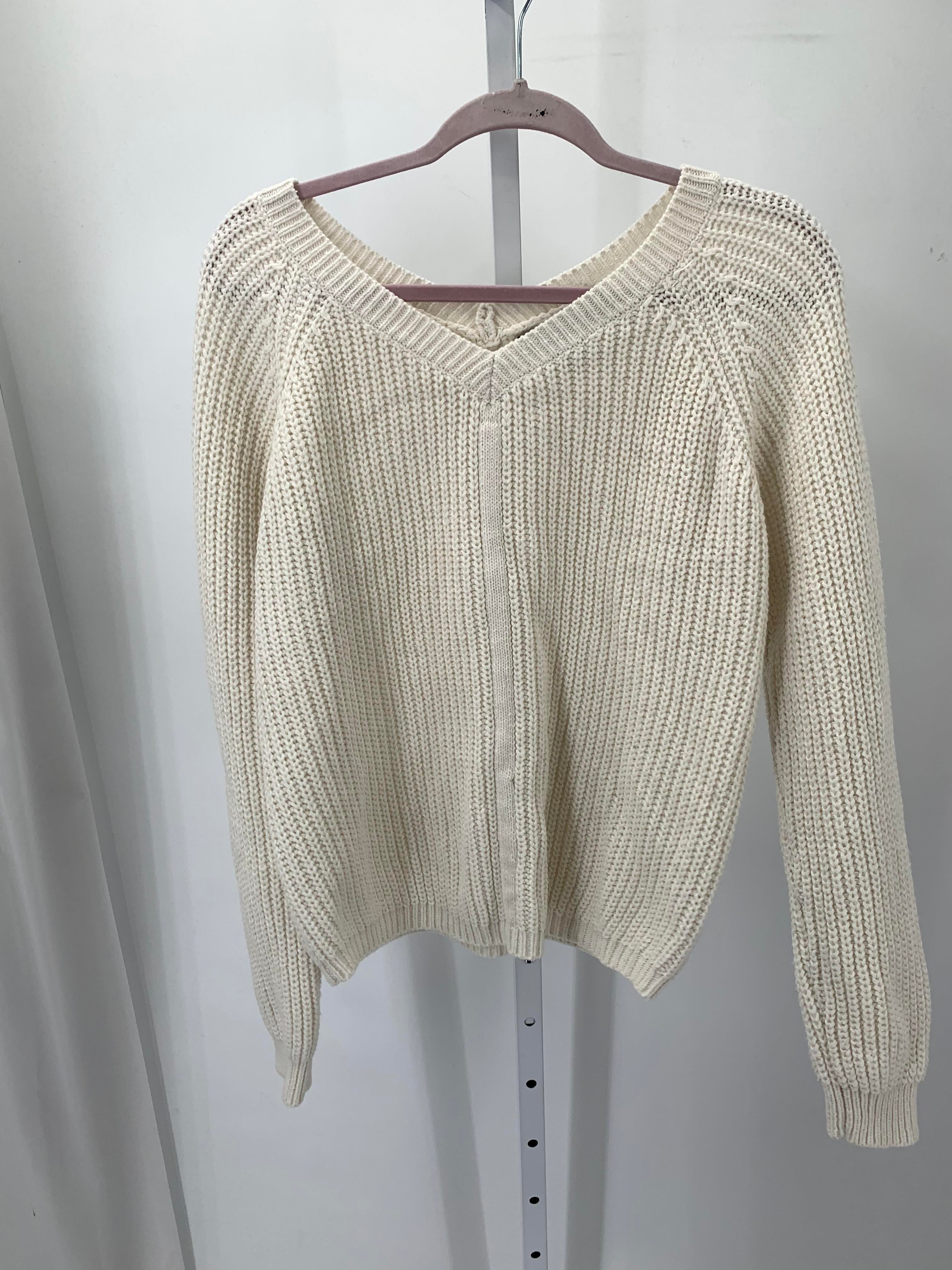 Love Reign Size Medium Juniors Long Sleeve Sweater
