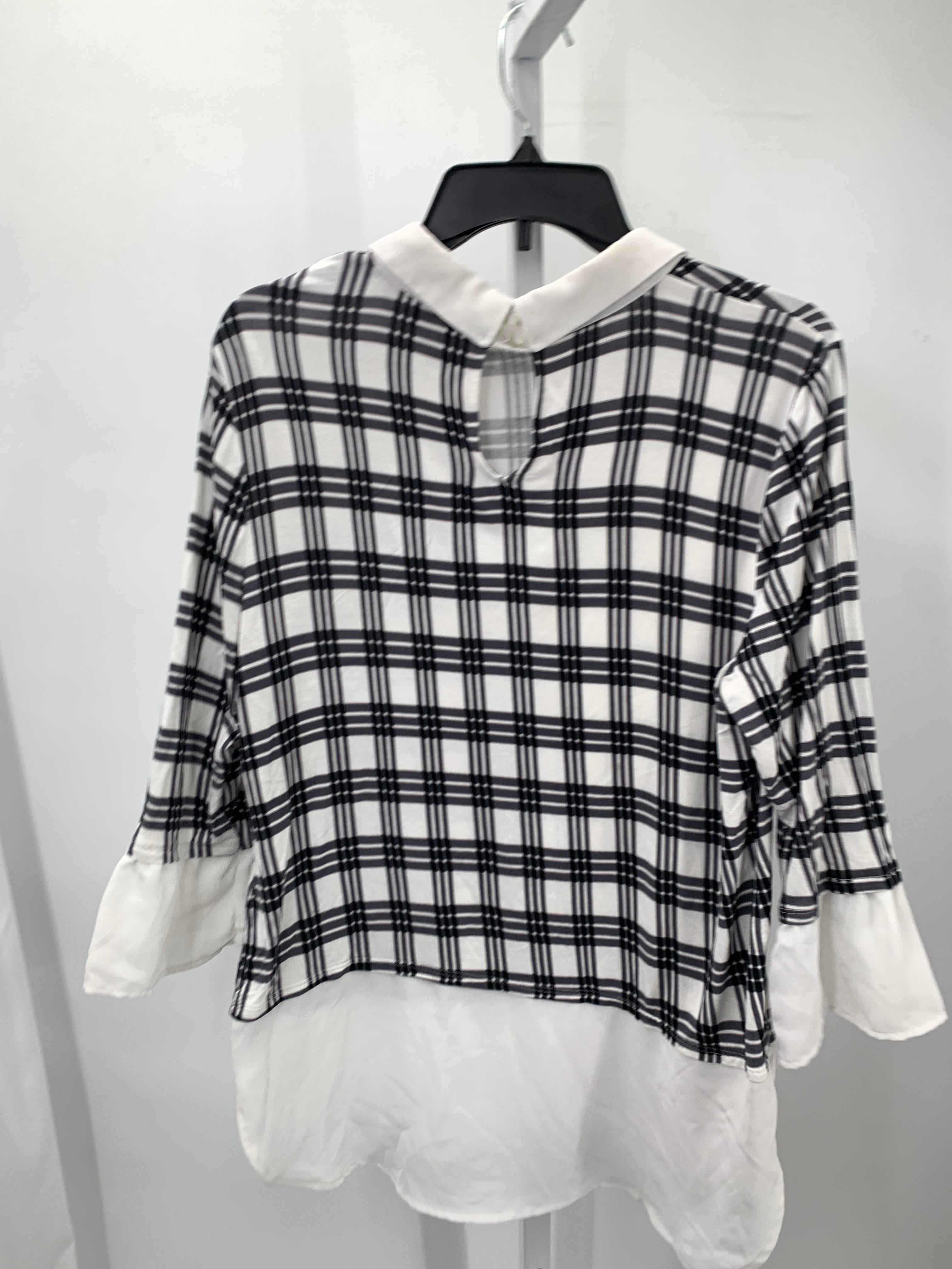 Elle Size Medium Misses Long Sleeve Shirt