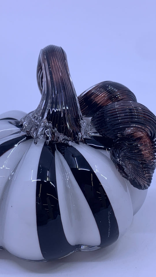 BLOWN GLASS PUMPKIN.