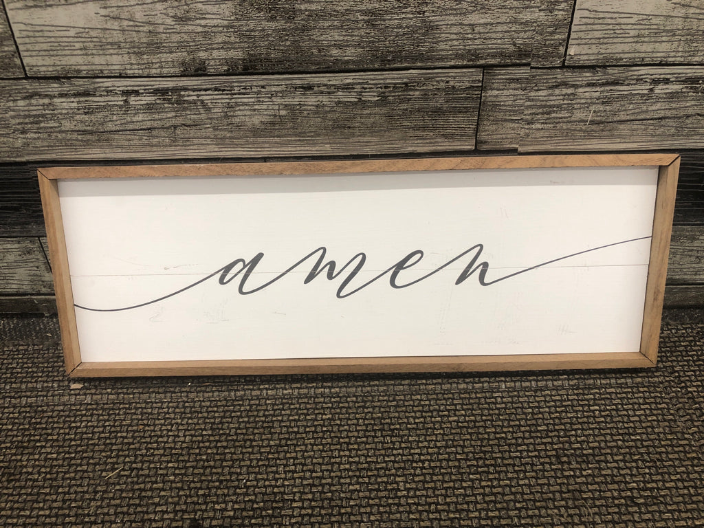 "AMEN" WOOD DISTRESSED WALL HANGING.