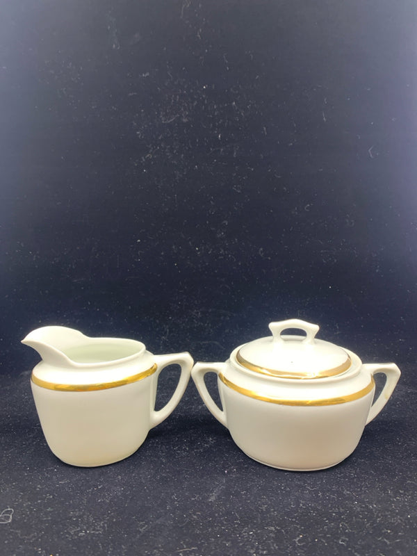 BAVARIA WHITE WITH GOLD DETAIL CREAMER AND SUGAR.