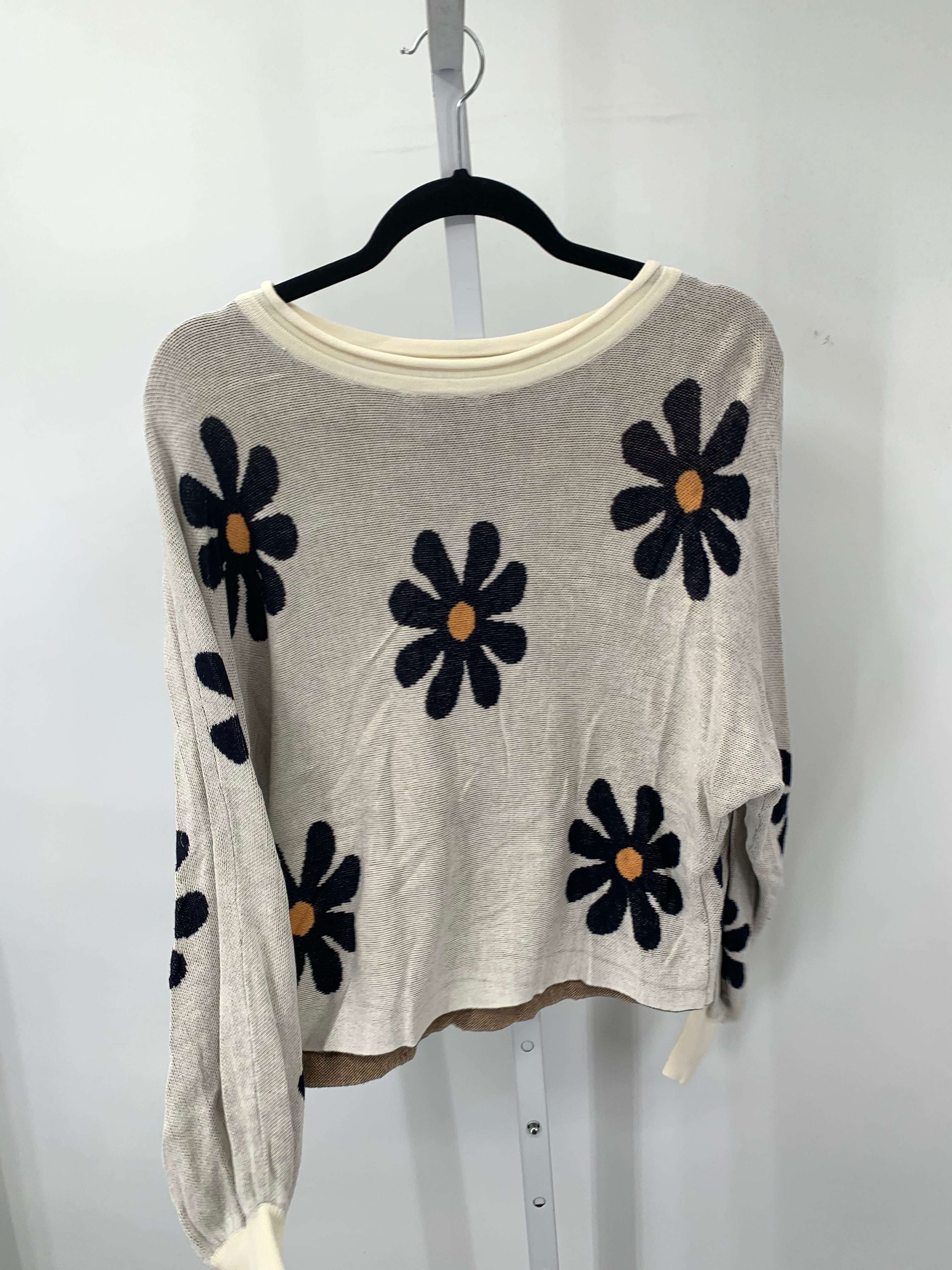 Size Medium Juniors Long Sleeve Sweater