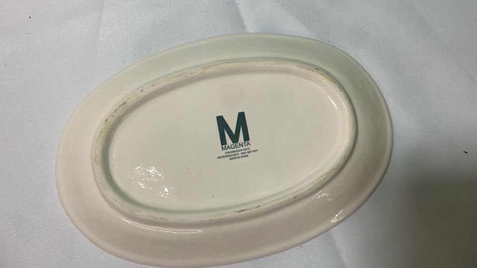 NAUGHTY AND NICE SMALL TRAY.