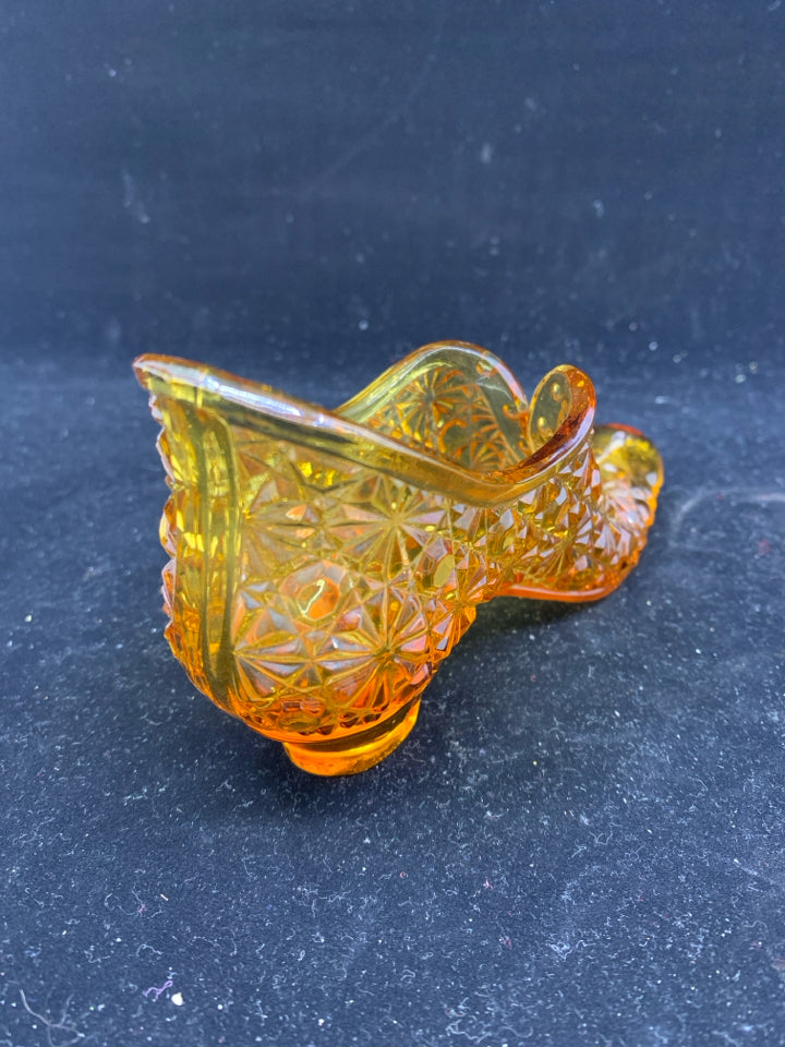 VTG AMBER GLASS STAR SHOE.