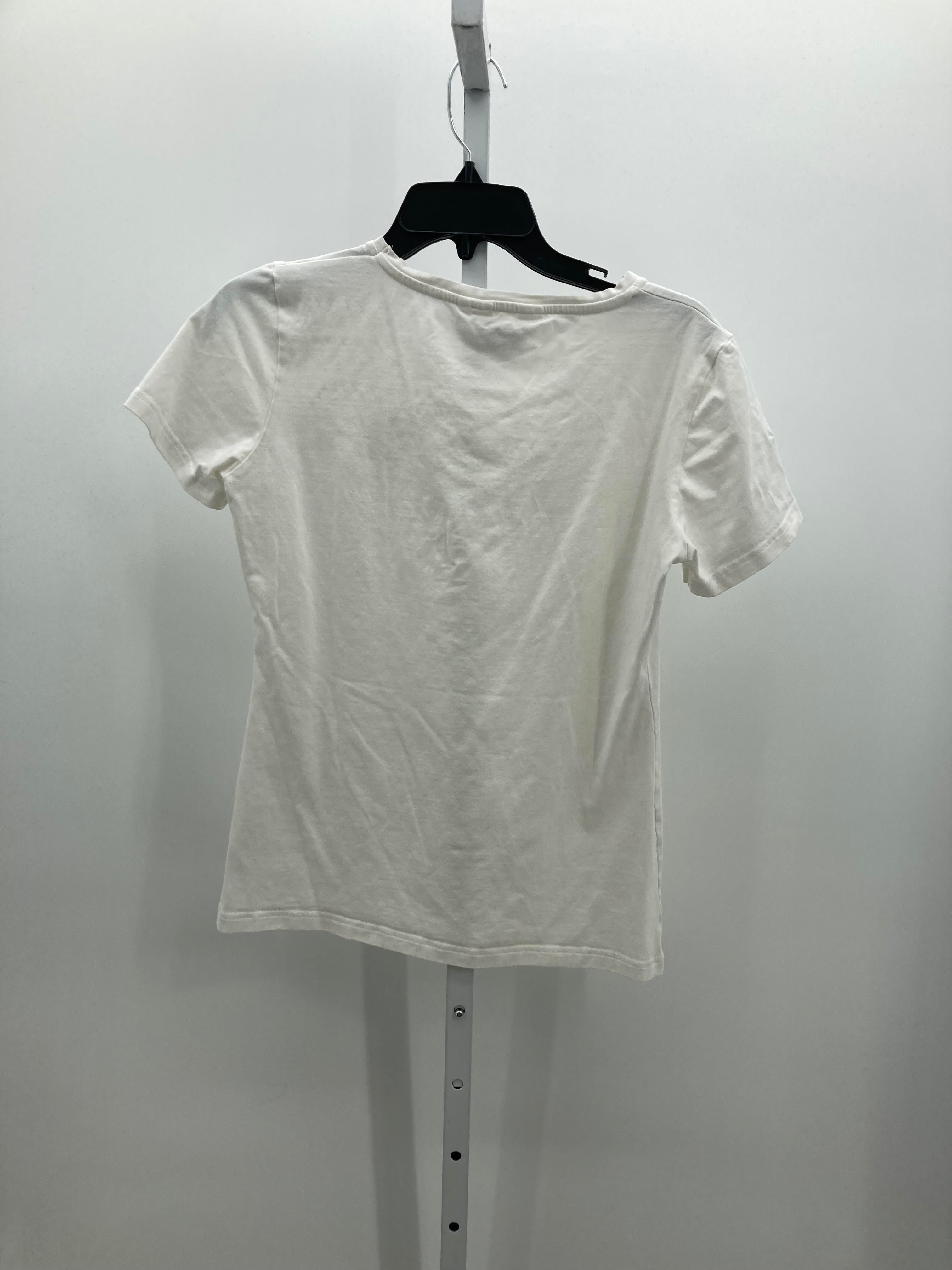 Size Medium Misses Short Sleeve Shirt