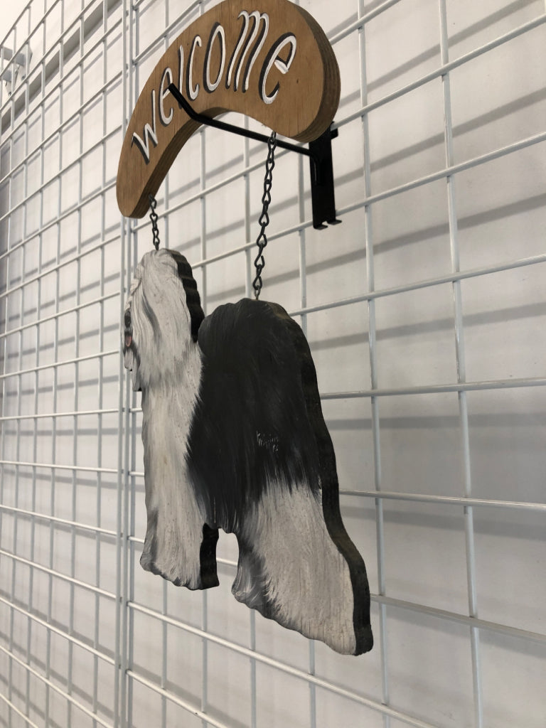 WELCOME SHEEPDOG WOOD WALL HANGING.