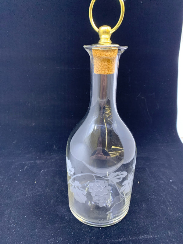GRAPES & LEAVES ETCHED DECANTER W CORK TOP.