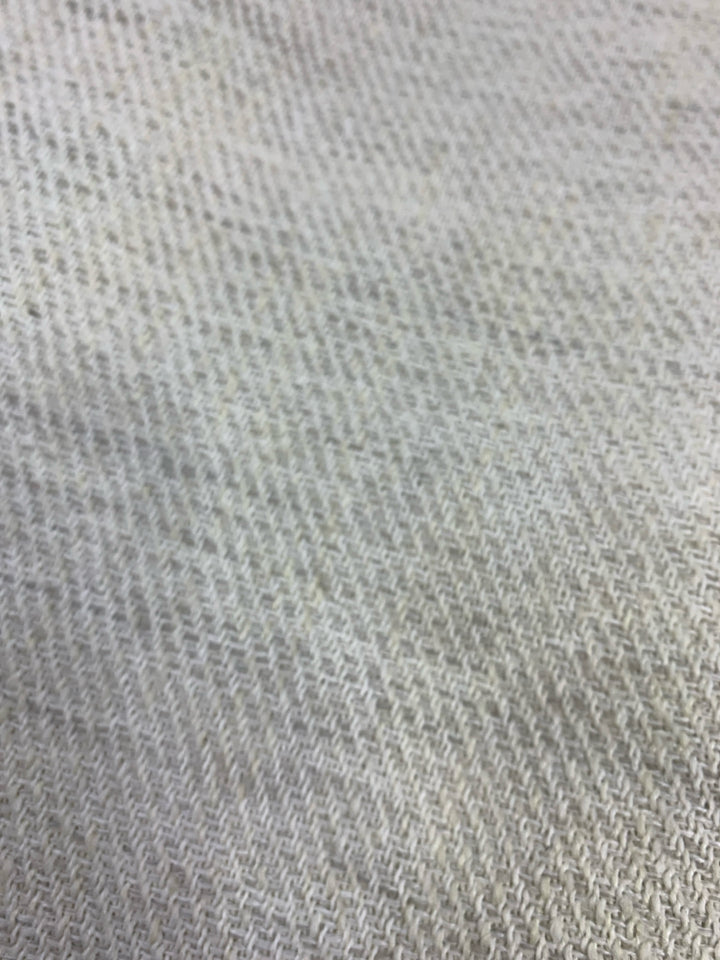 LIGHT GRAY LINEN BLEND PILLOW SHAM.