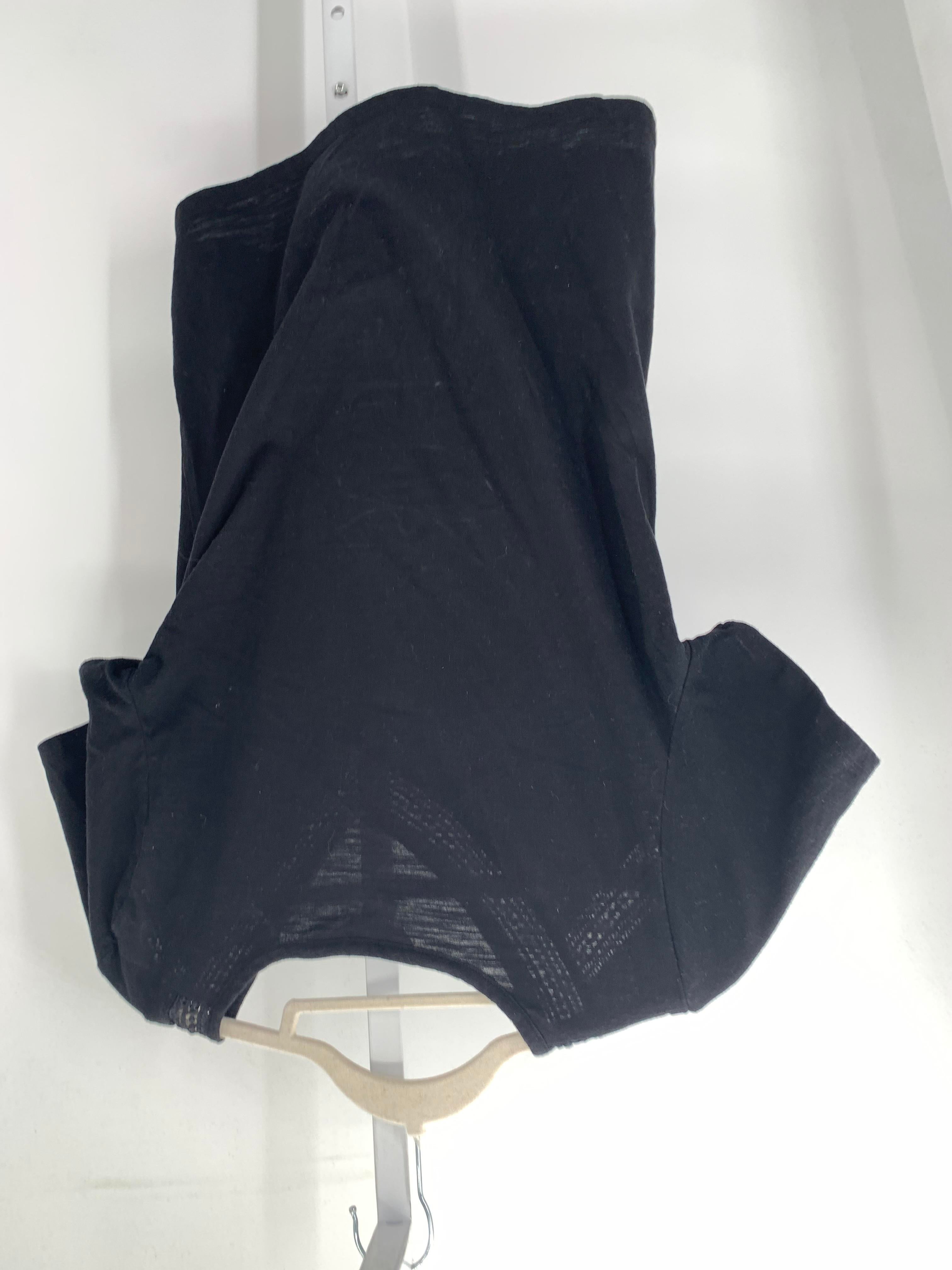 Liz Claiborne Size Medium Misses Short Sleeve Shirt