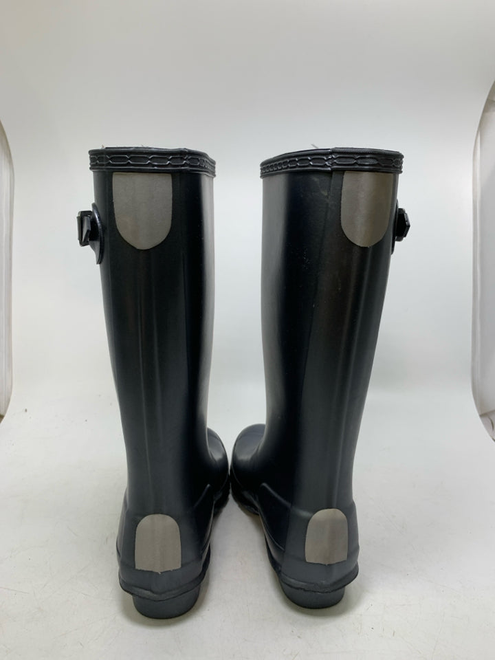 Hunter Size 2 Rain Boots