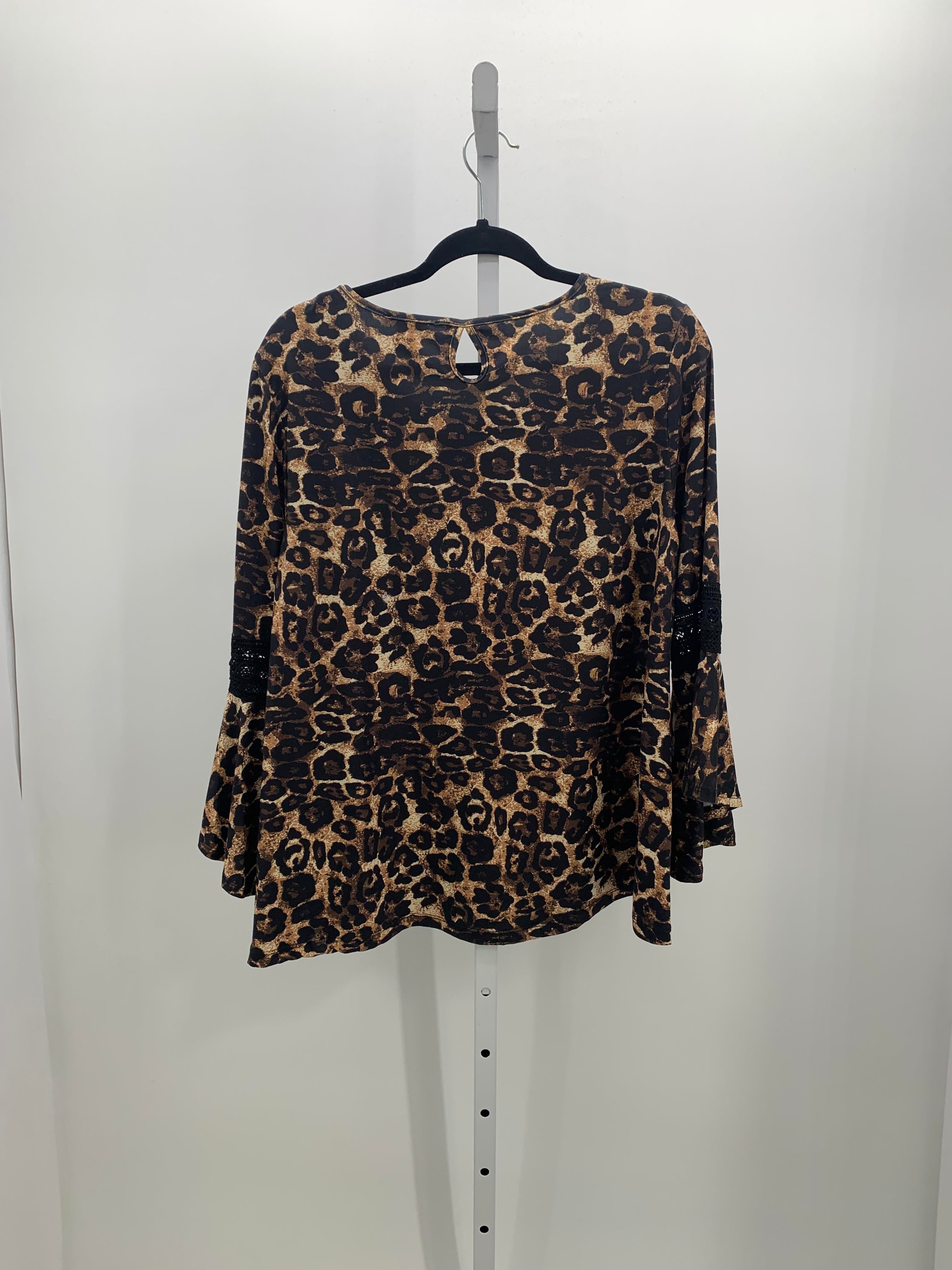 Robert Louis Size Medium Misses 3/4 Sleeve Shirt