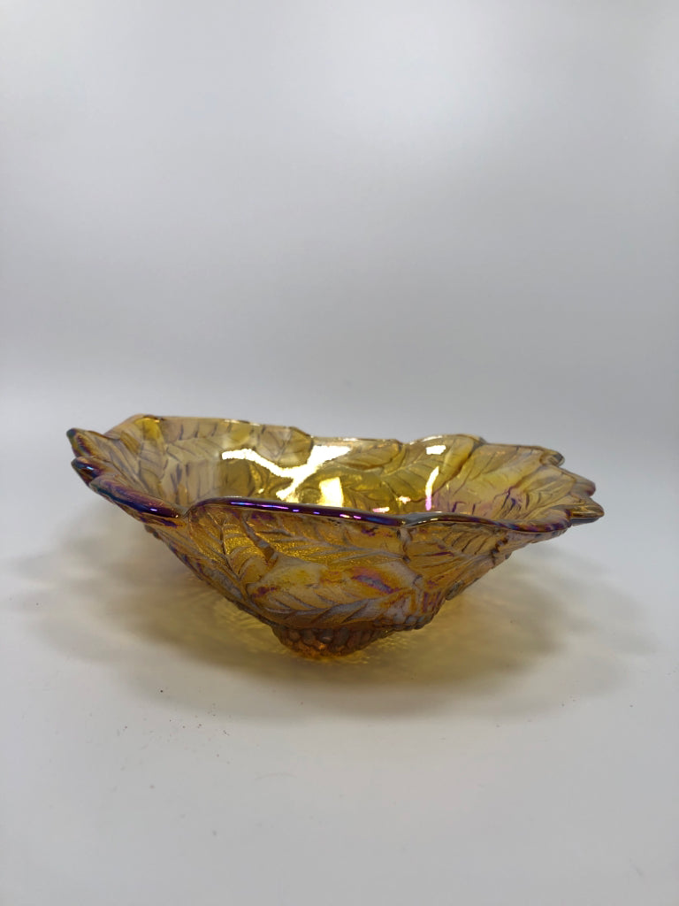 VTG AMBER GLASS GRAPES EMBOSSED DISH.