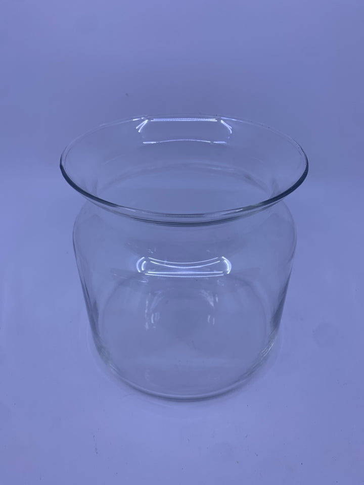 GLASS CYLINDER VASE WITH FLARED TOP.