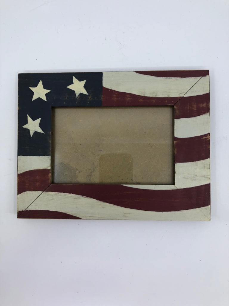 PRIMITIVE FLAG PICTURE FRAME.