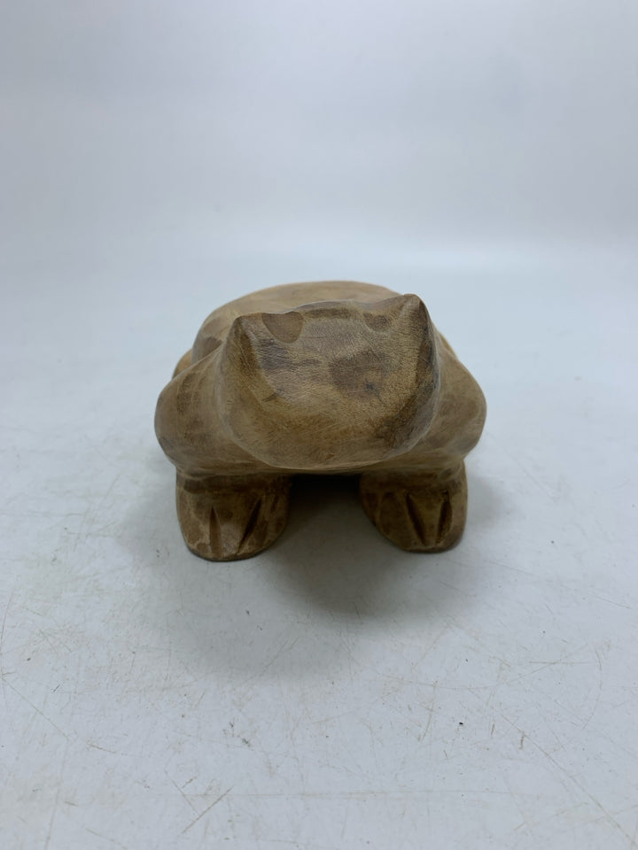 CARVED WOOD FROG NO FACE.