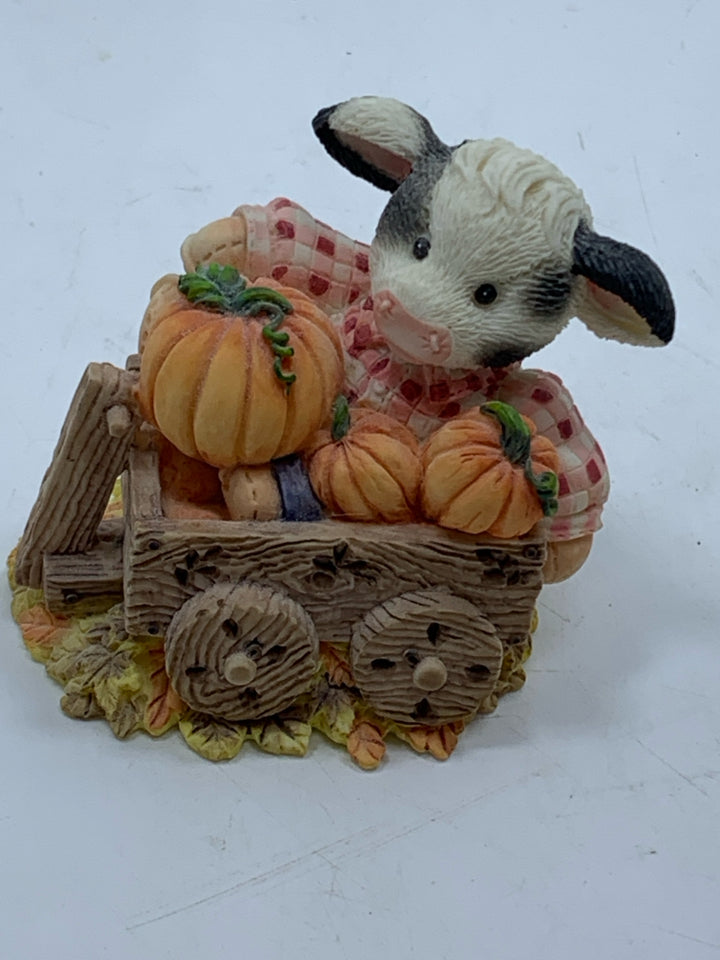 MARY MOO I'M YOUR LITTLE PUMPKIN.