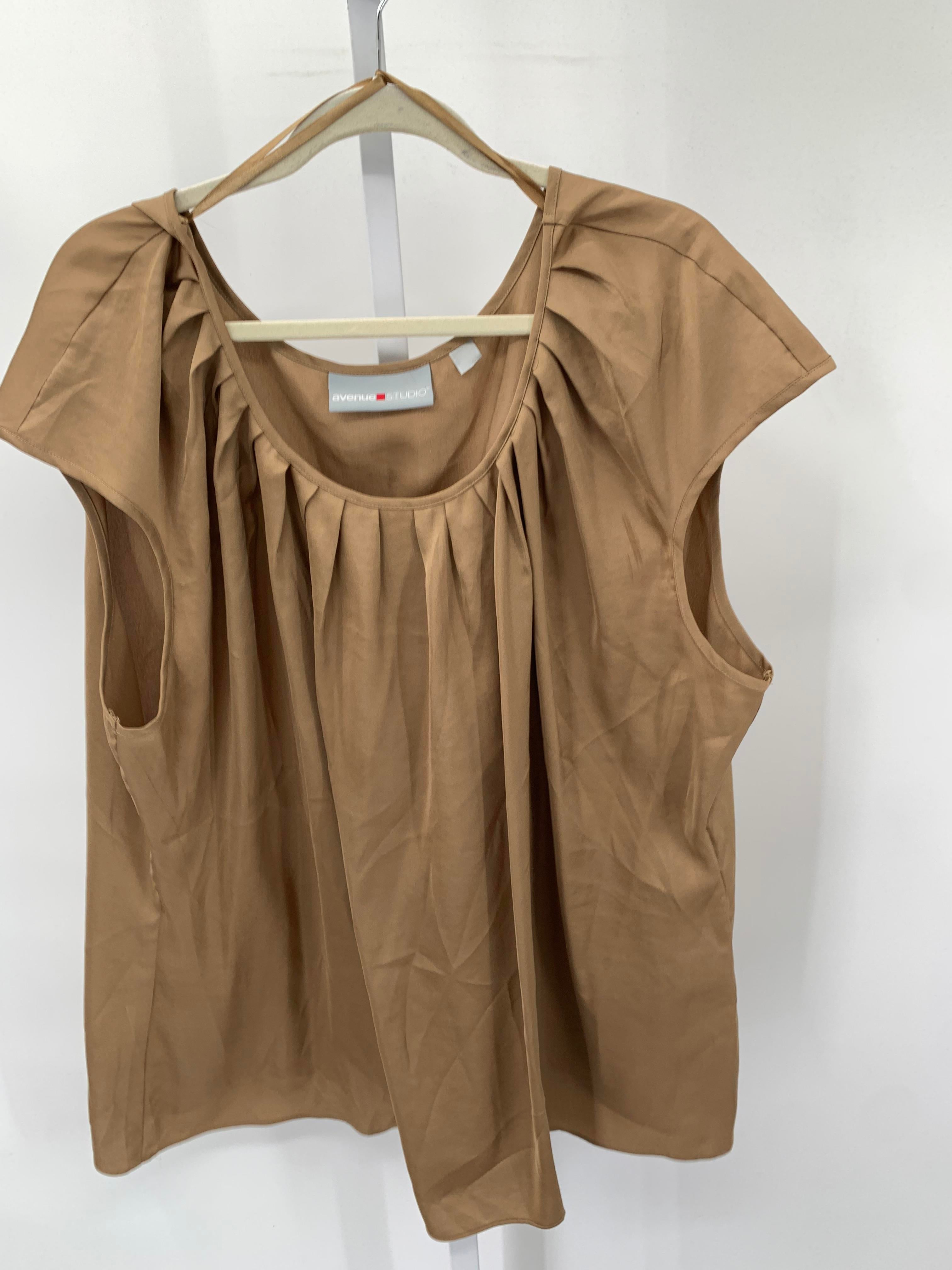 Avenue Size 26/28 W Womens Short Sleeve Shirt