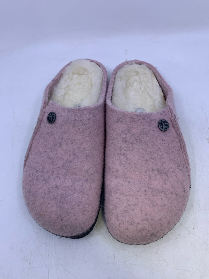 Birkenstock Size 3 Clogs