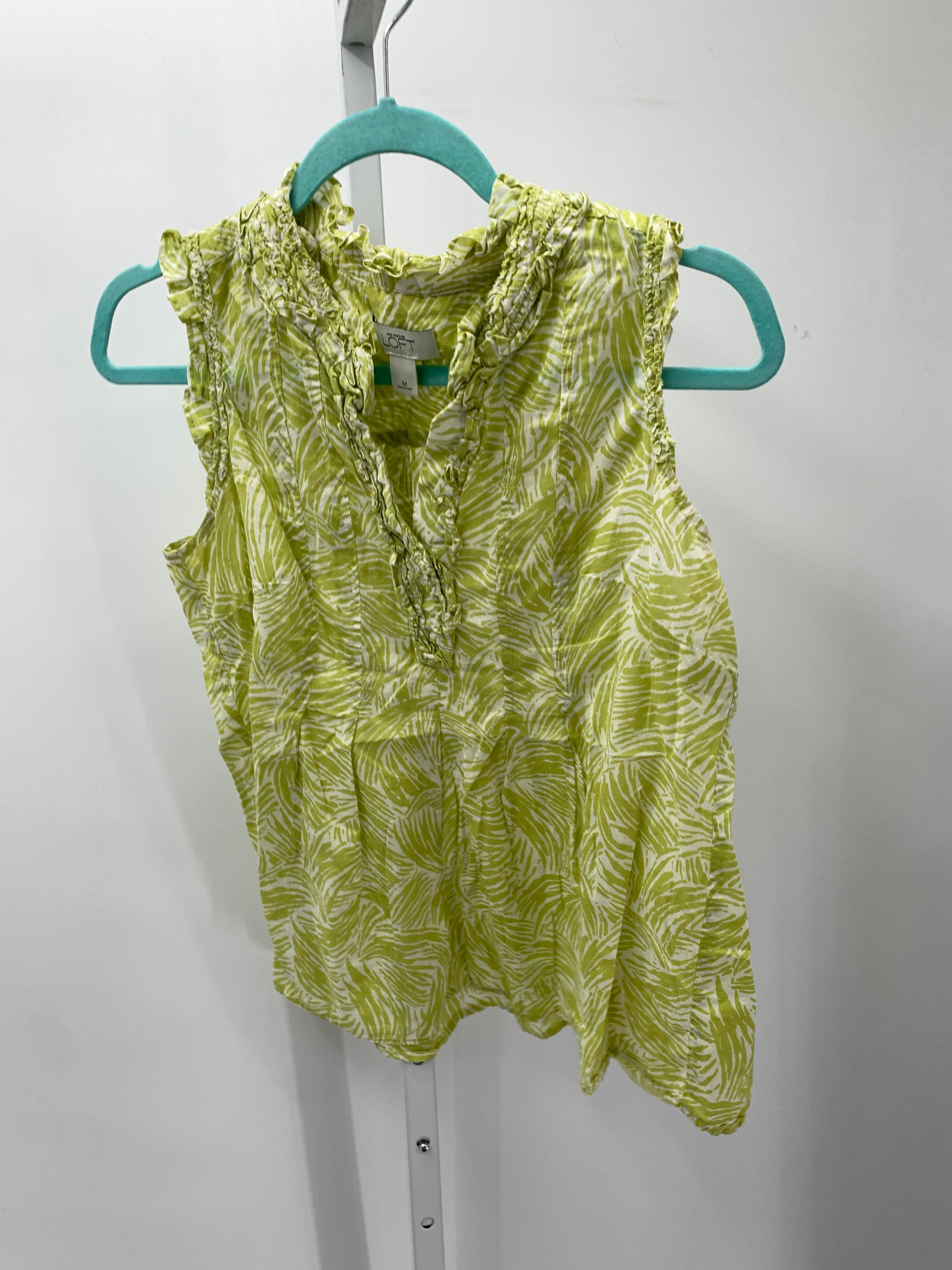 Loft Size Medium Misses Sleeveless Shirt