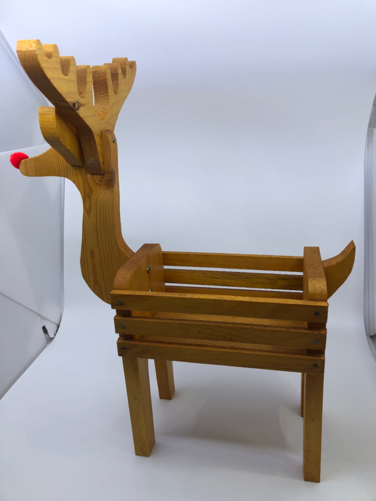 BLONDE WOOD REINDEER PLANTER.