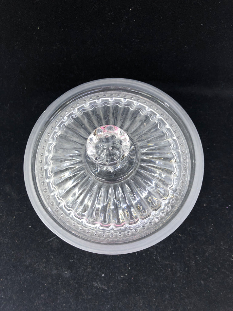 CLEAR CUT GLASS COOKIE JAR WITH LID.