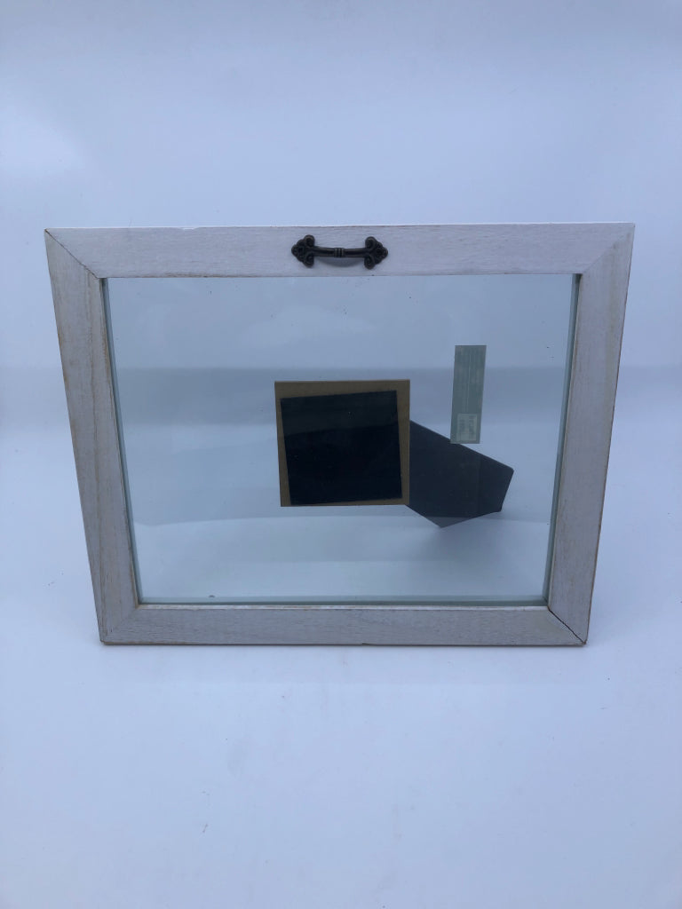 WHITE FRAME W HARDWARE PHOTO FRAME.