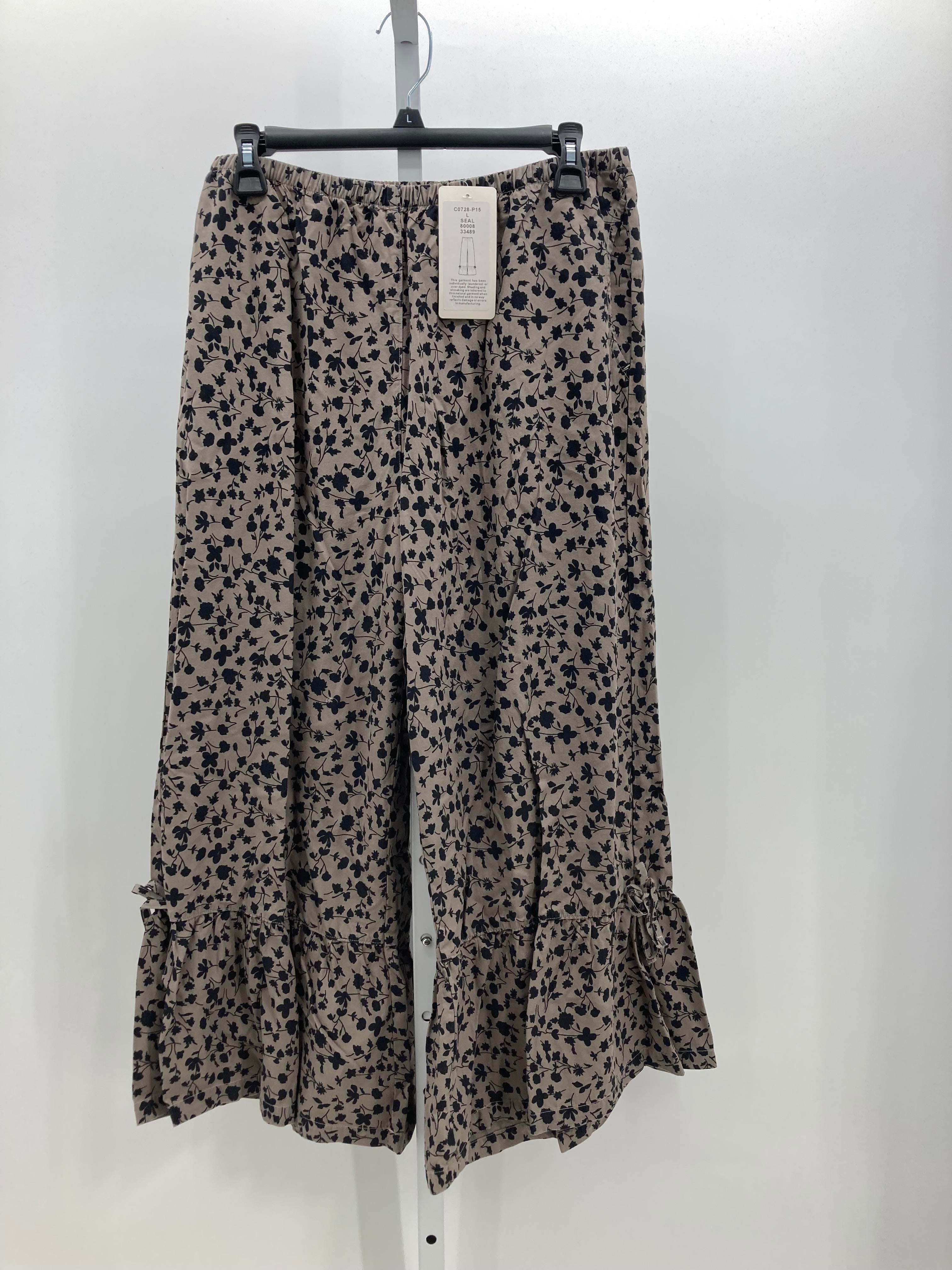 Size Large Misses Cropped Pants