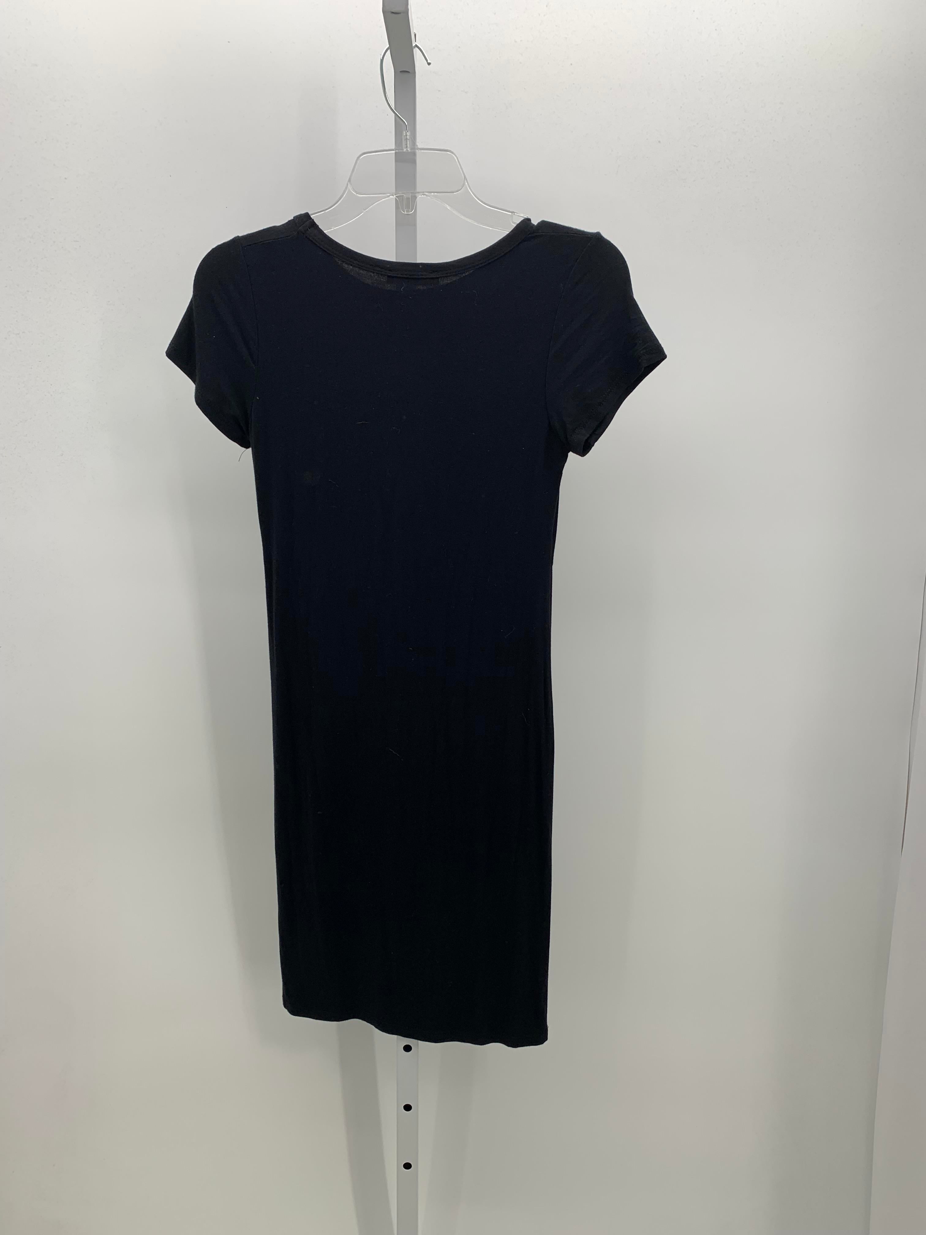 Olivia Rae Size Small Juniors Short Sleeve Dress