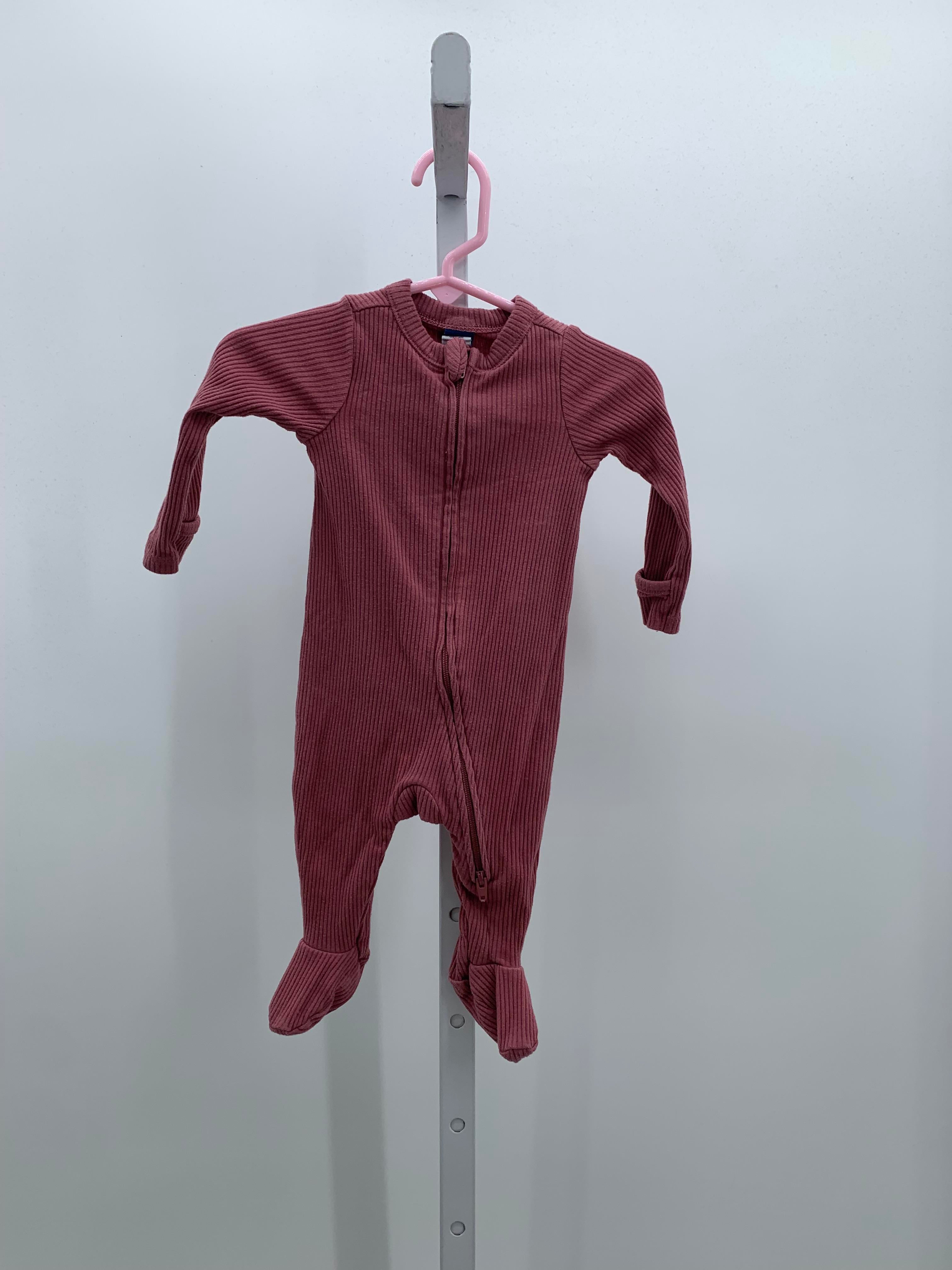 Old Navy Size 0-3 months Girls Long Slv. Romper