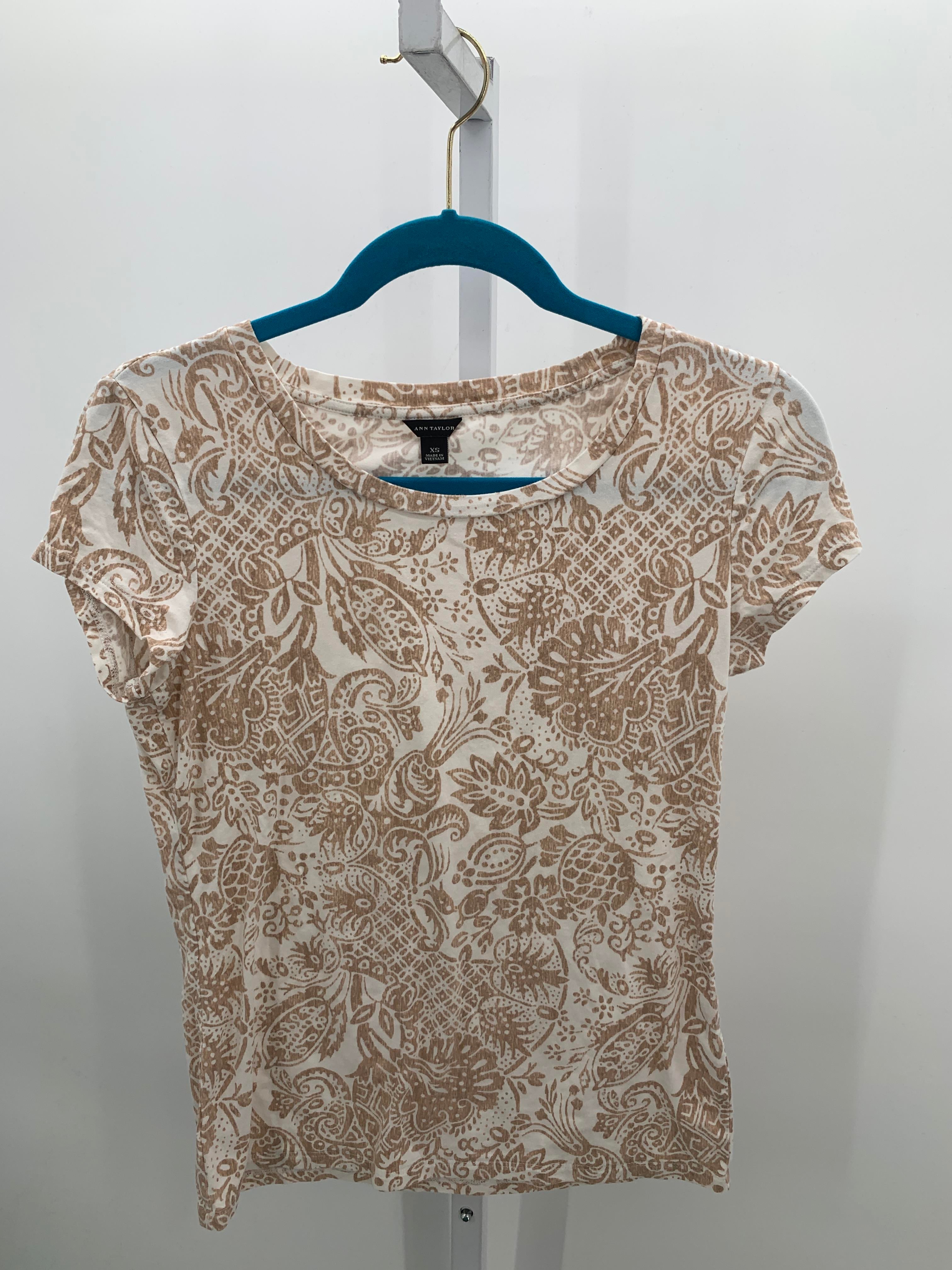 Ann Taylor Size X Small Misses Short Sleeve Shirt