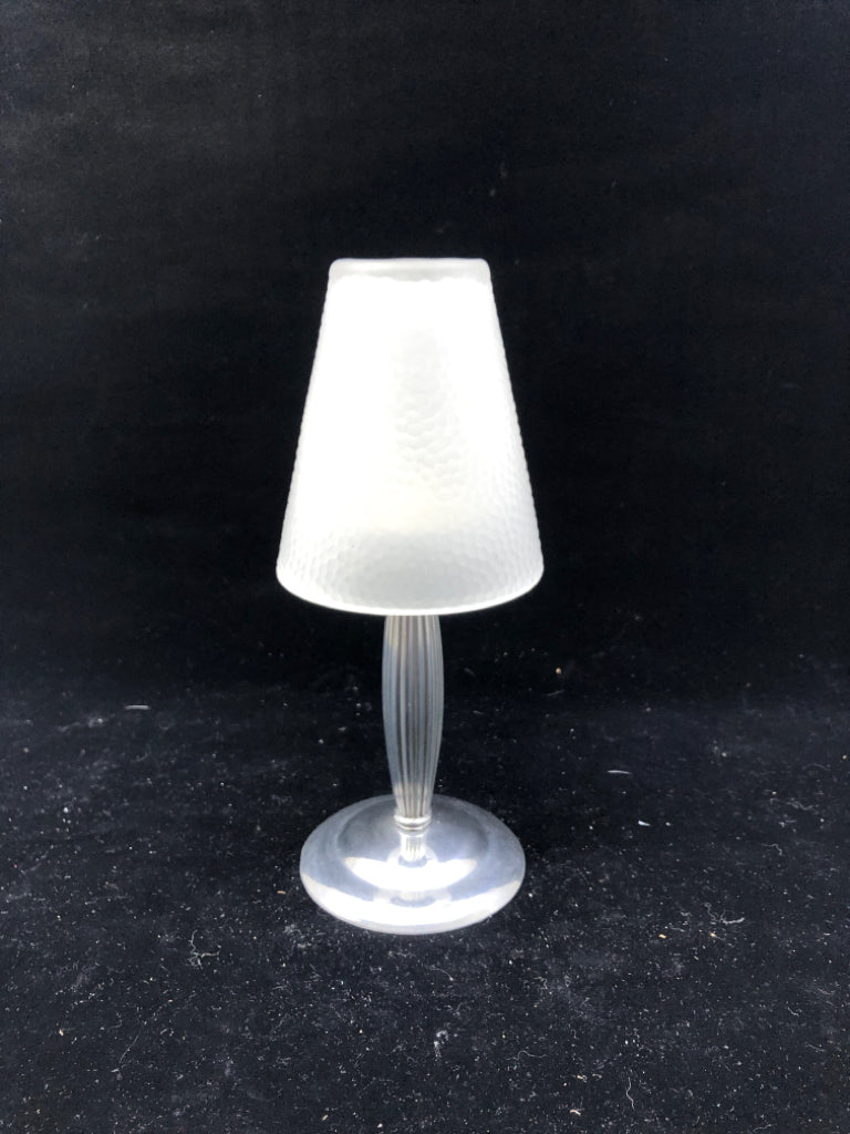 SILVER WITH WHITE FROSTED GLASS SHADE TEA LIGHT HOLDER.